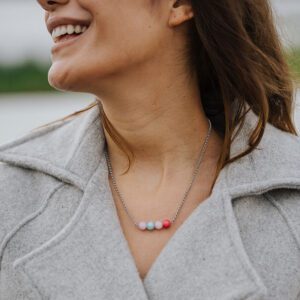 Colar em Malha Portuguesa com Entremeio de Jades Coloridas